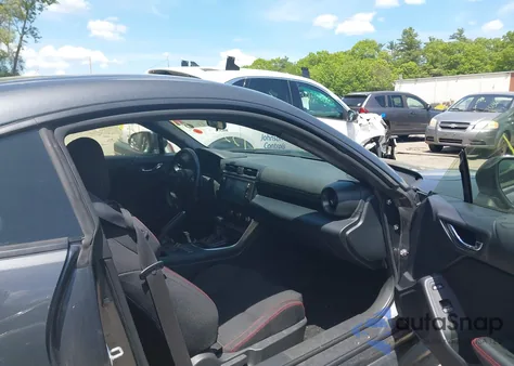 2022 Subaru Brz Premium из США, поврежденный, VIN JF1ZDBC15N8701028